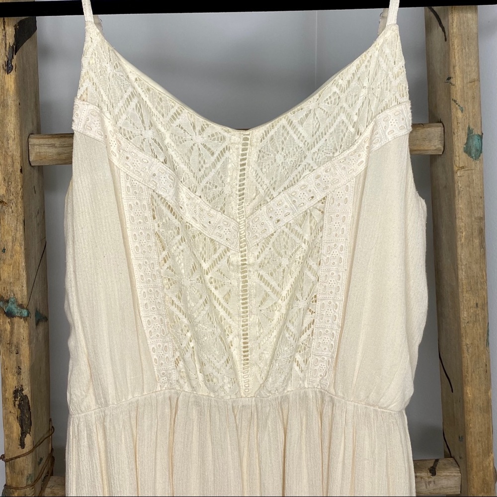 Dress - Picture 3 of 7